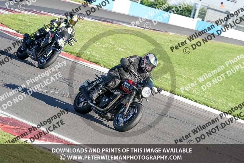 donington no limits trackday;donington park photographs;donington trackday photographs;no limits trackdays;peter wileman photography;trackday digital images;trackday photos